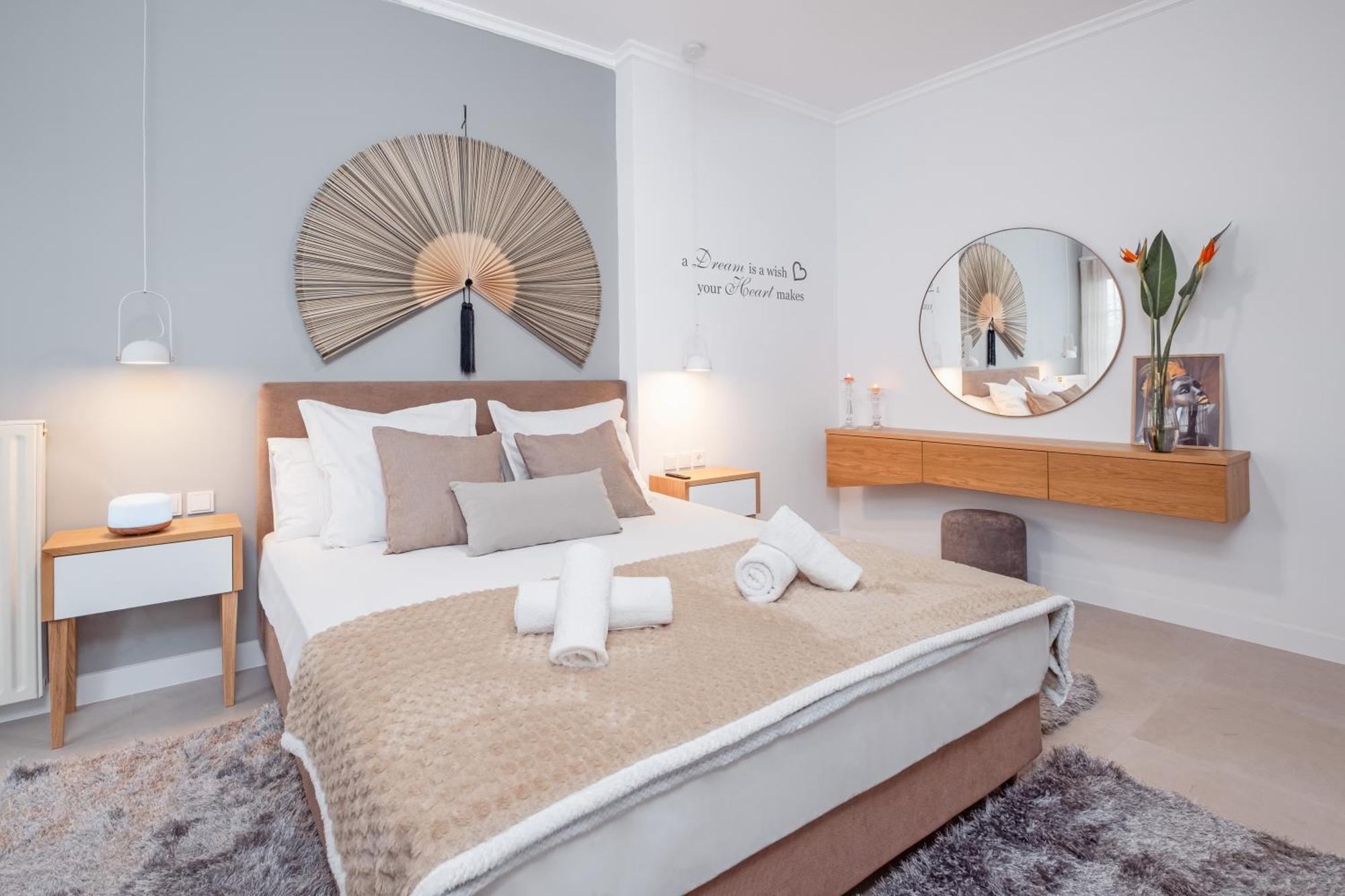 Singer Suites Kalamata - Luxury Suites Bagian luar foto