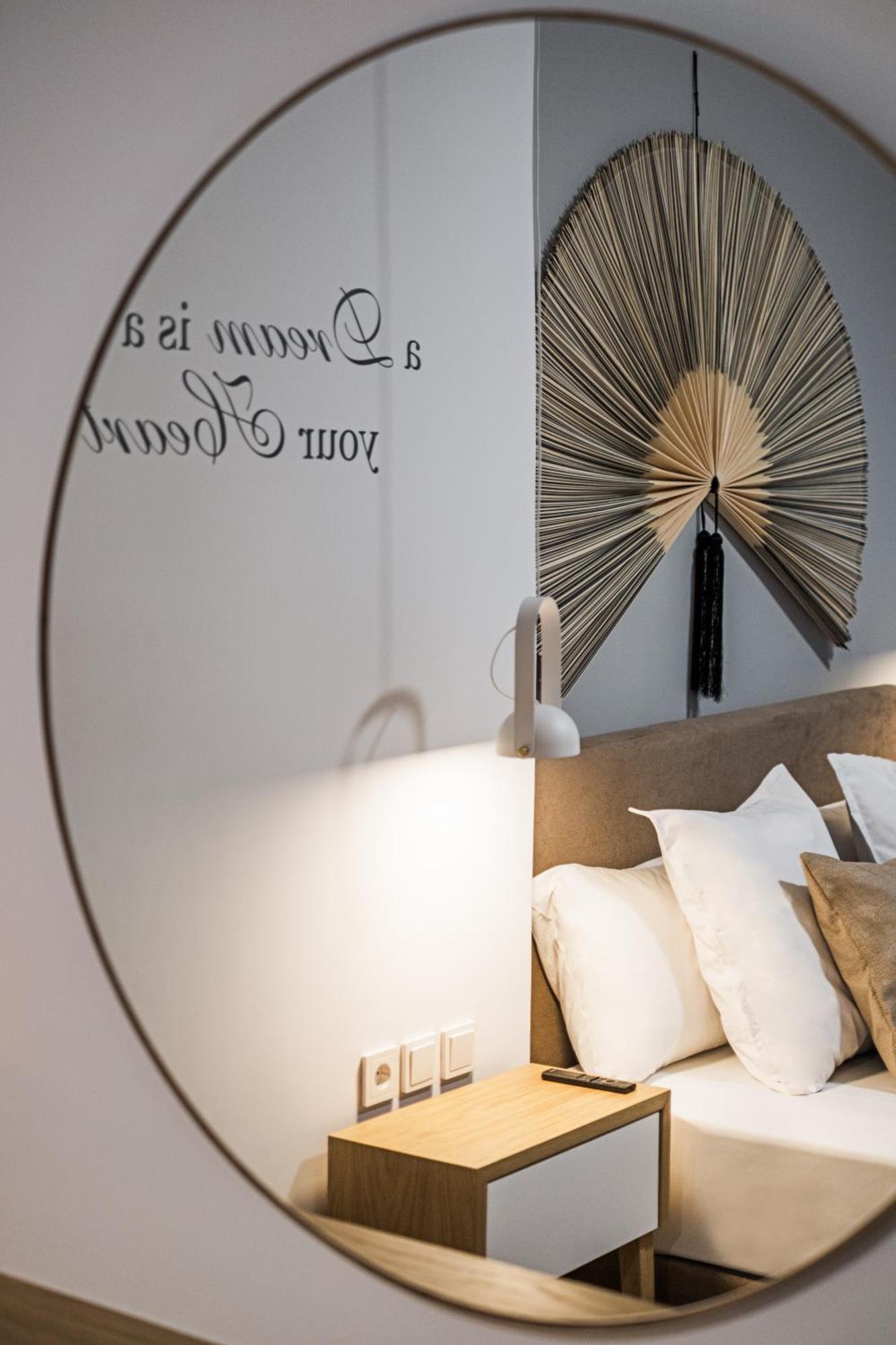 Singer Suites Kalamata - Luxury Suites Bagian luar foto